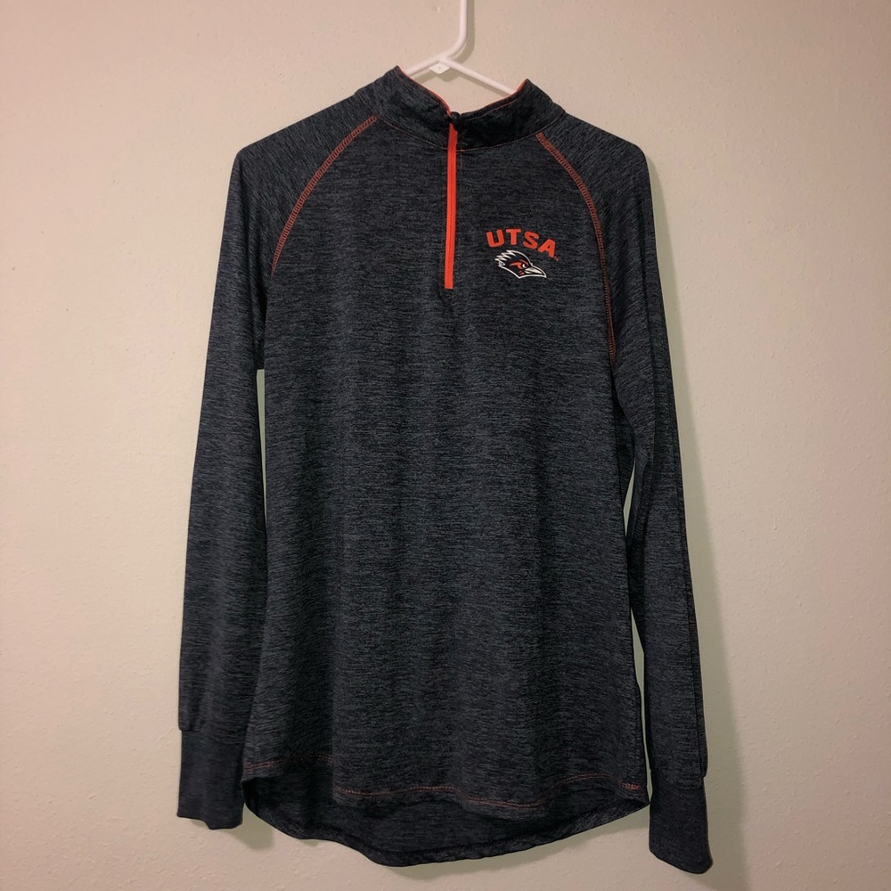 UTSA Colosseum sweater